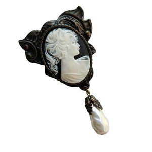 Cameo Faux Pearl Dangle Metal Brooch